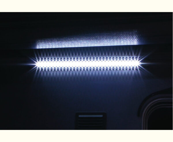 LED Außenleuchte 12V mit 31 weißen LED Lichtpunkten