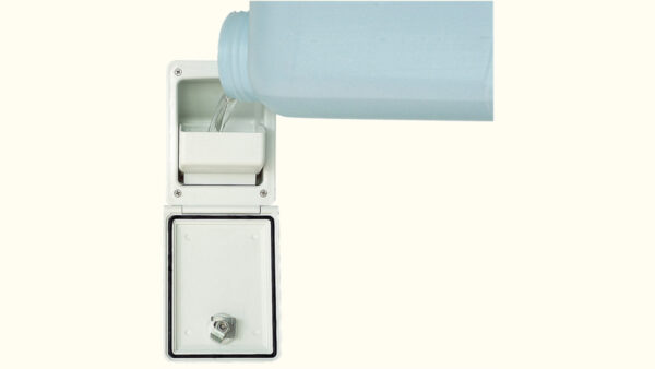 Wasserbefüllklappe mit integriertem Trichter (40 mm)
